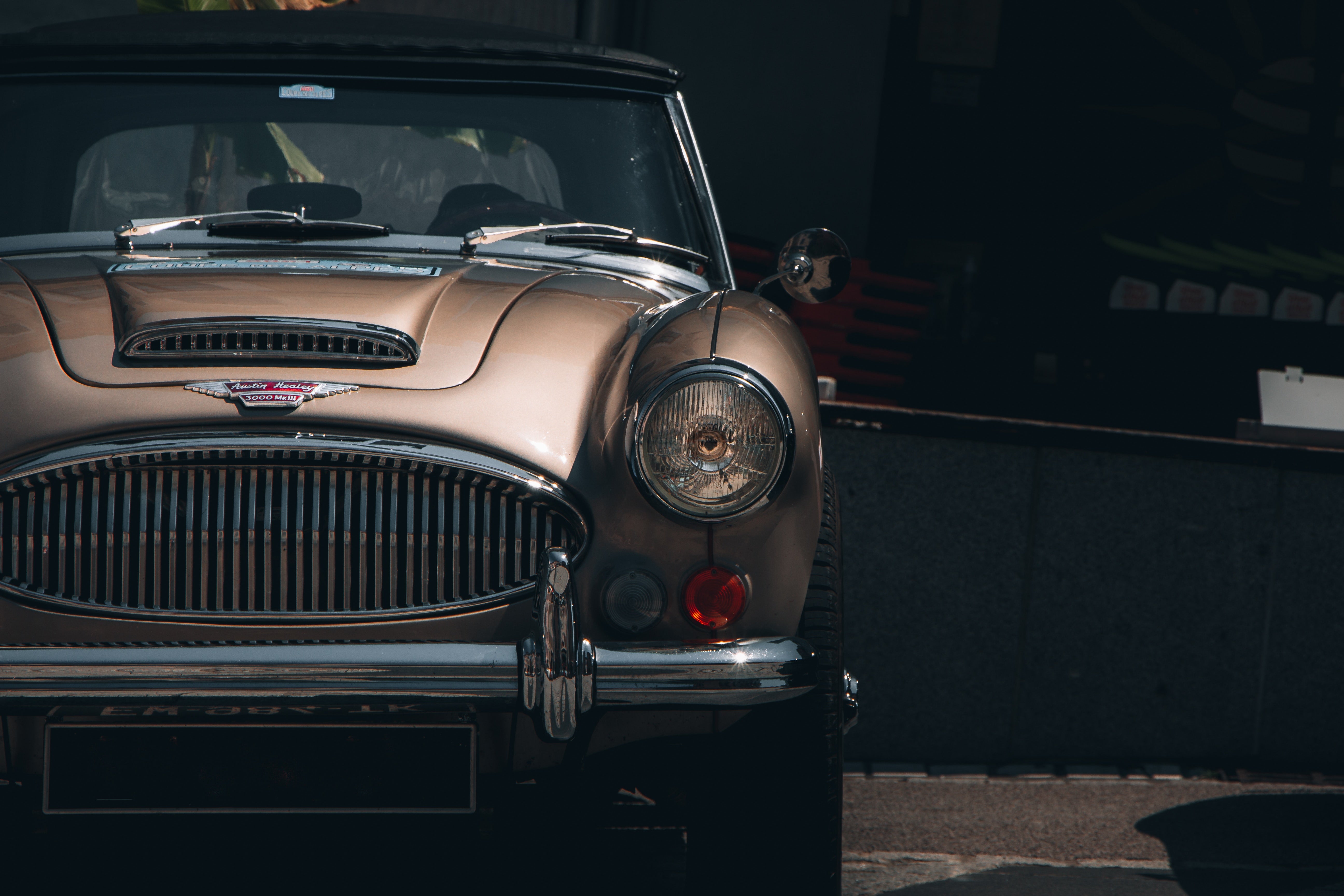 AUSTIN HEALEY 100 BN2 (Tableau de Bord) - a photo on AUSTIN HEALEY 100 BN2 (Tableau de Bord) - a photo on